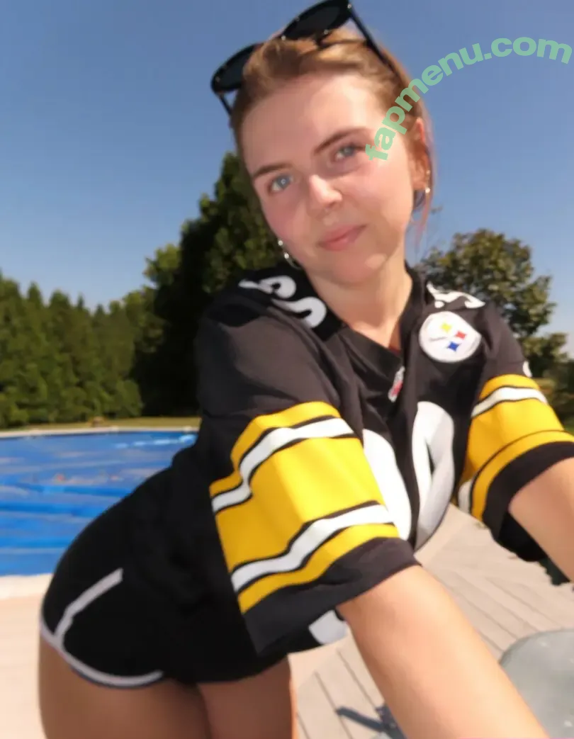 selenaax_ nude photo #0039 (selenaxox_)