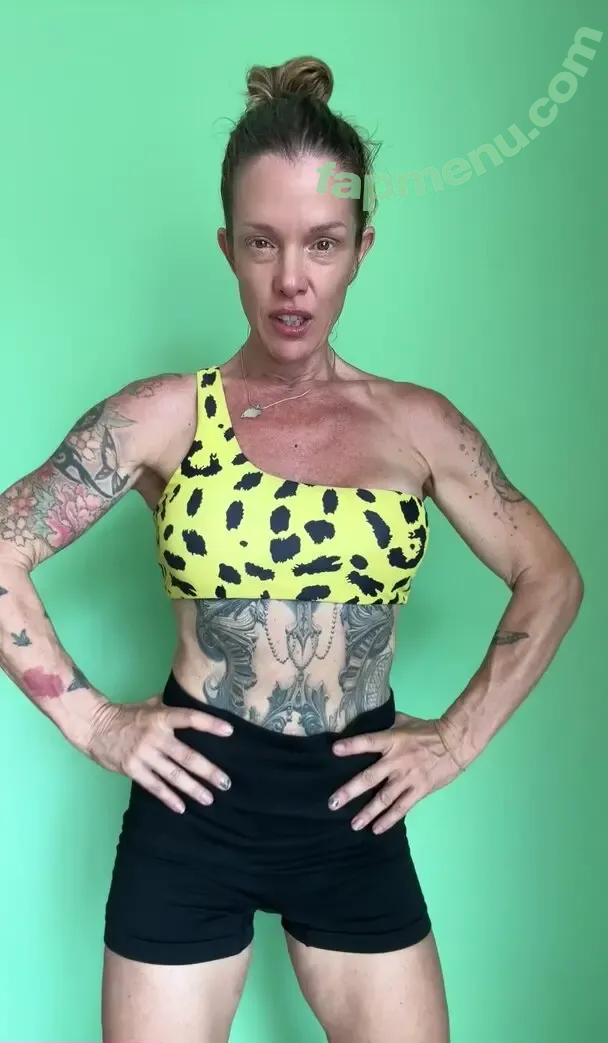 selenafitmusclemommy nude photo #0018 (selenafitmusclemommy)