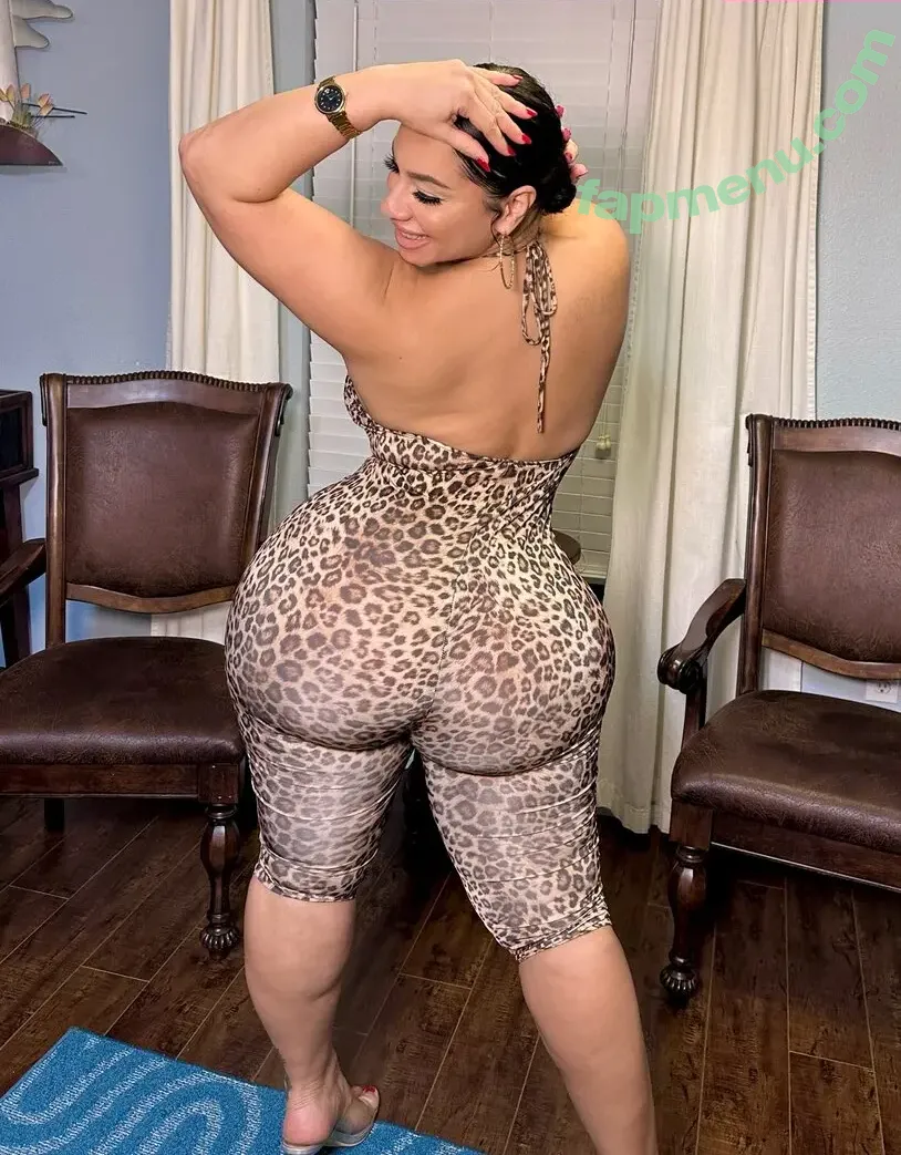 Selene Castle nude photo #0915 (iamselenecastle / selenacastle / selenecastle)