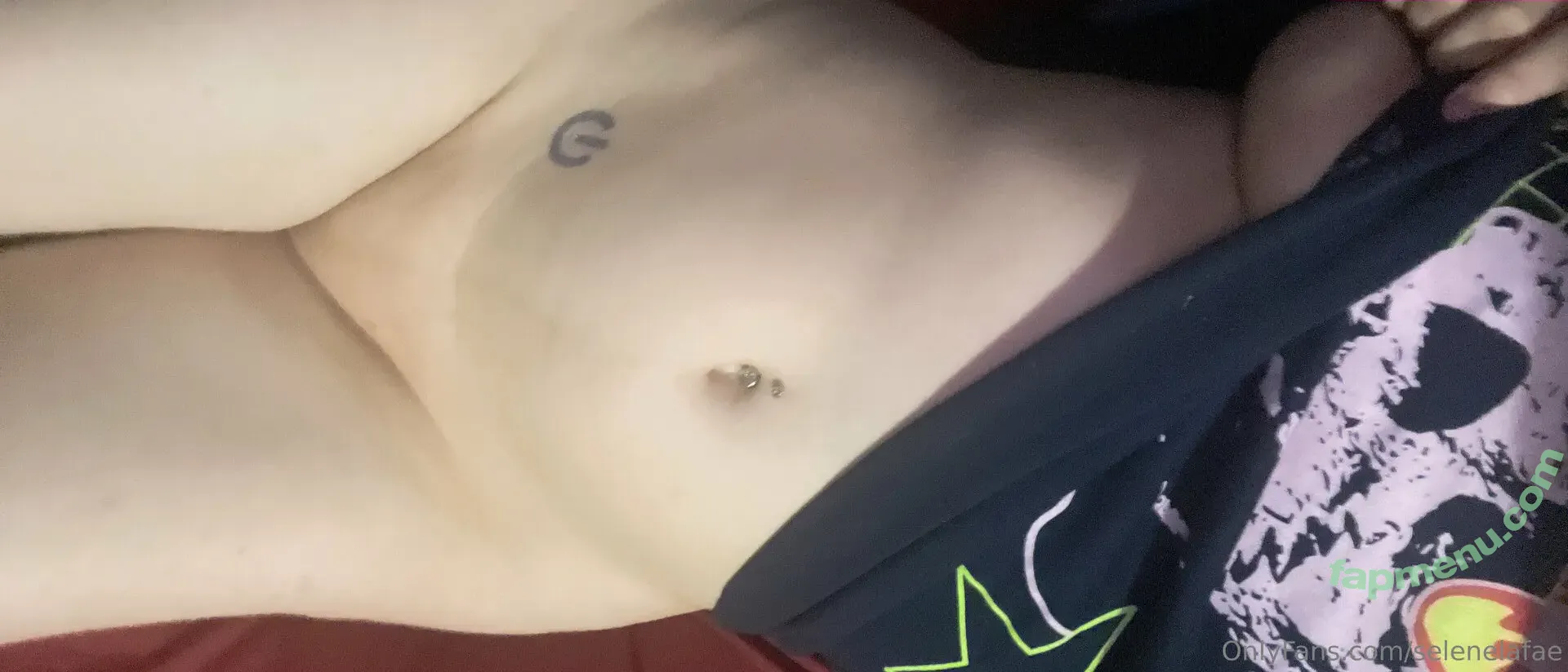 selenelafae nude photo #0060 (selenelafaye)