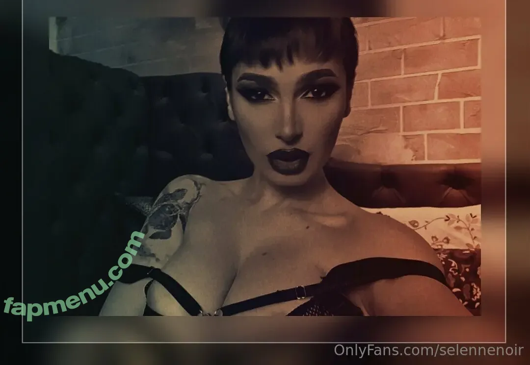 selennenoir nude photo #0005 (selenenoir97)