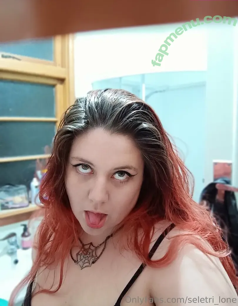 seletri_lone nude photo #0005 (seletri_lone)