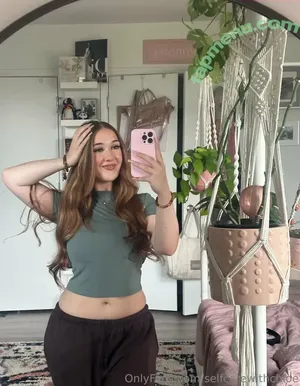 selfcarewithchloe / _selfcarewithchloe nude photo #0185