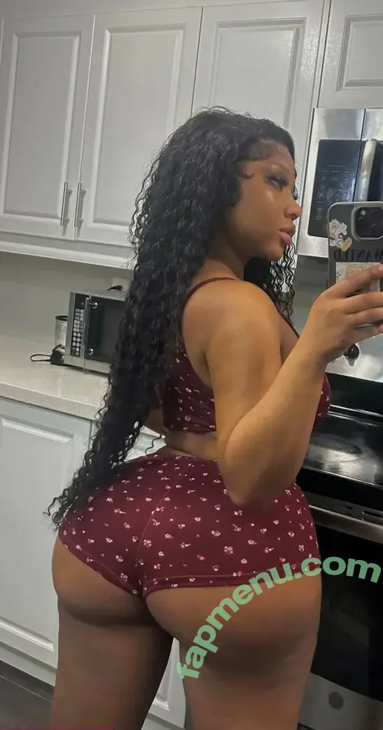 selfiegodt nude photo #0007 (waistlikebarbie)