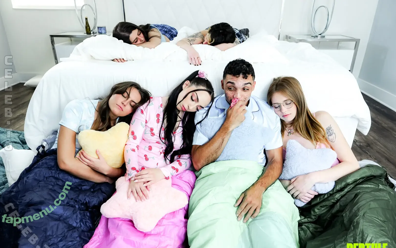 Selina Bentz nude photo #0434 (SelinaBentz / selinabentzzz / sloaneblake)