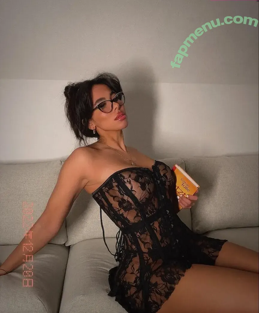 Selina Groetzner nude photo #0068 (groetzner.selina)