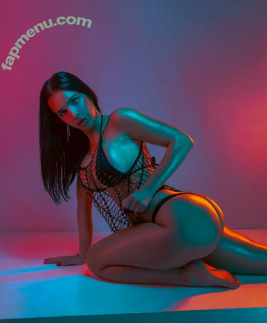 selinaslay nude photo #0024 (selinaaslay)