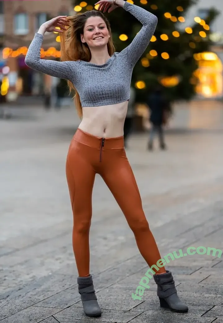 SelinasSecrets nude photo #0009 (selina.notperfectbutreal / u353169692)