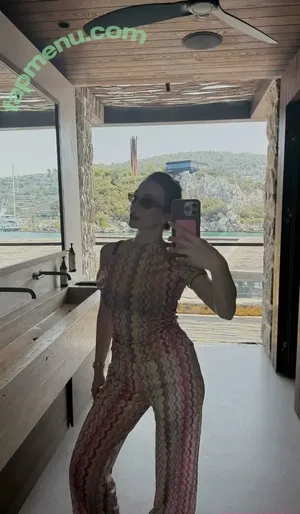 Selinay Saf / selinay.saf nude photo #0015