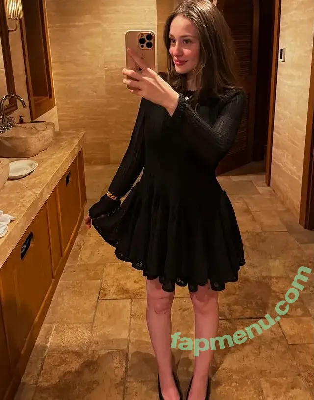 Selinay Saf nude photo #0001 (selinay.saf)