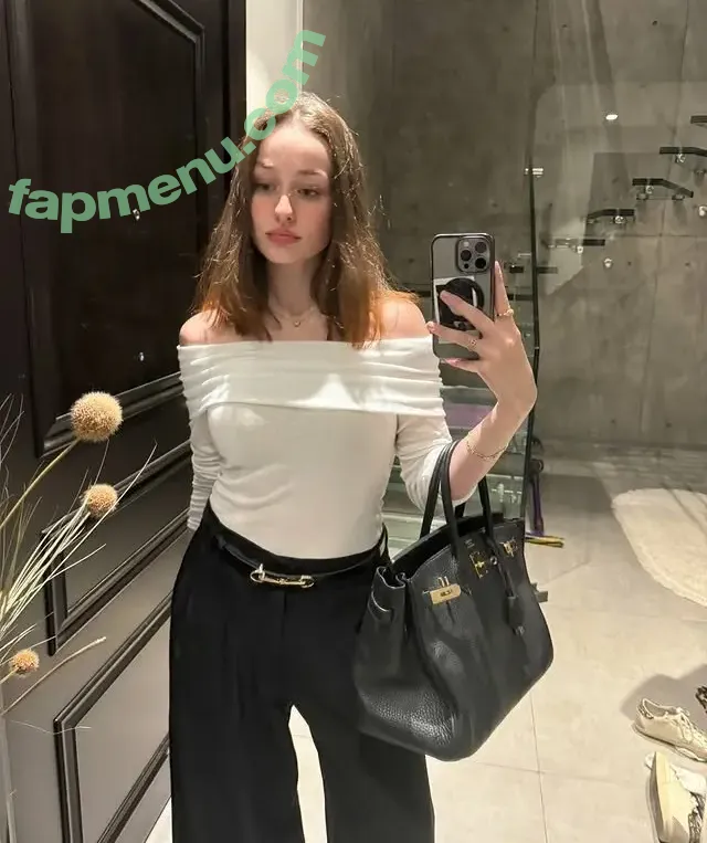 Selinay Saf nude photo #0003 (selinay.saf)