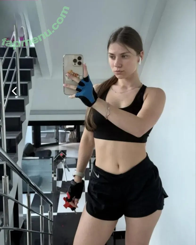 Selinka nude photo #0033 (s.selinka / selinasailor)