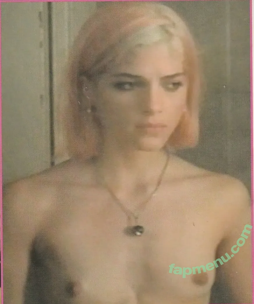 Selma Blair nude photo #0103 (selmablair)