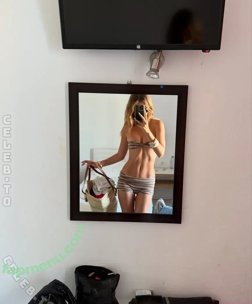 Selma May nude photo #0162 (selma.may.7503 / selmamayy)