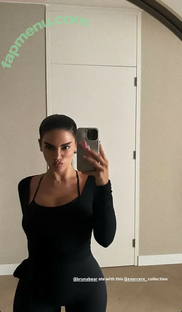 Selma Omari nude photo #0001 (selmaomari)