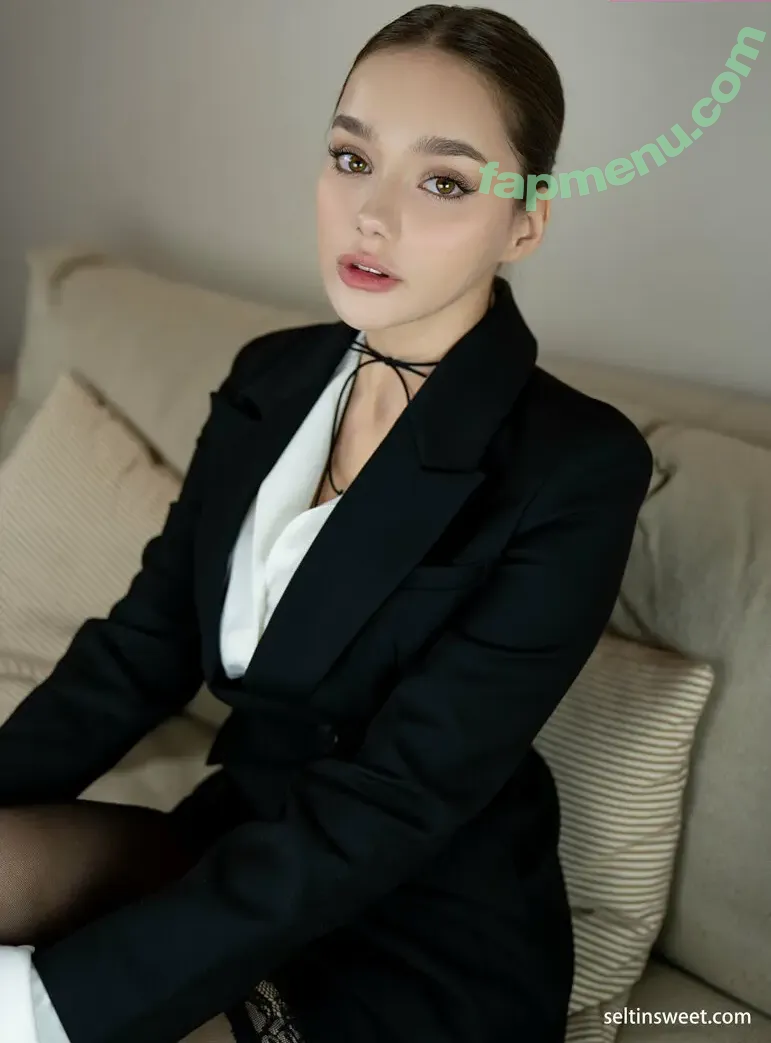 Selti nude photo #2970 (Seltin_Sweety / seltinsweety)