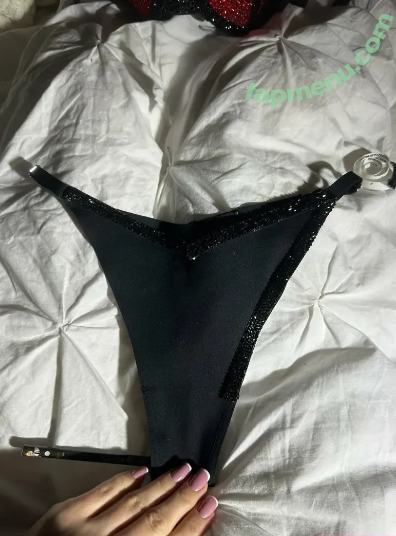 Selti nude photo #3149 (Seltin_Sweety / seltinsweety)