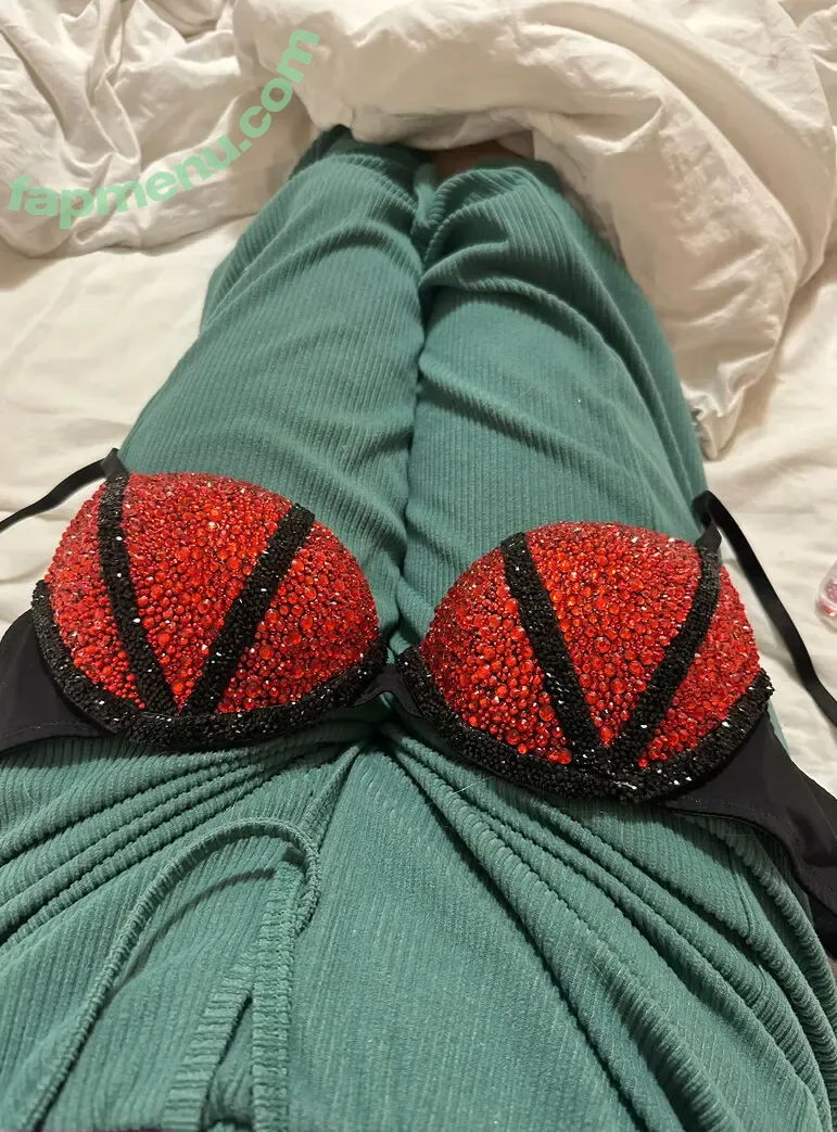 Selti nude photo #3153 (Seltin_Sweety / seltinsweety)