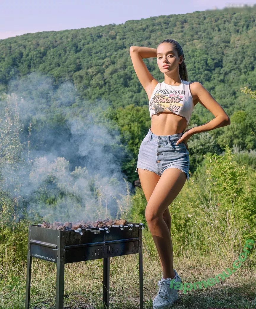 Seltin nude photo #1392 (Seltin_sweety / selti / seltinofficial / seltinsweety)