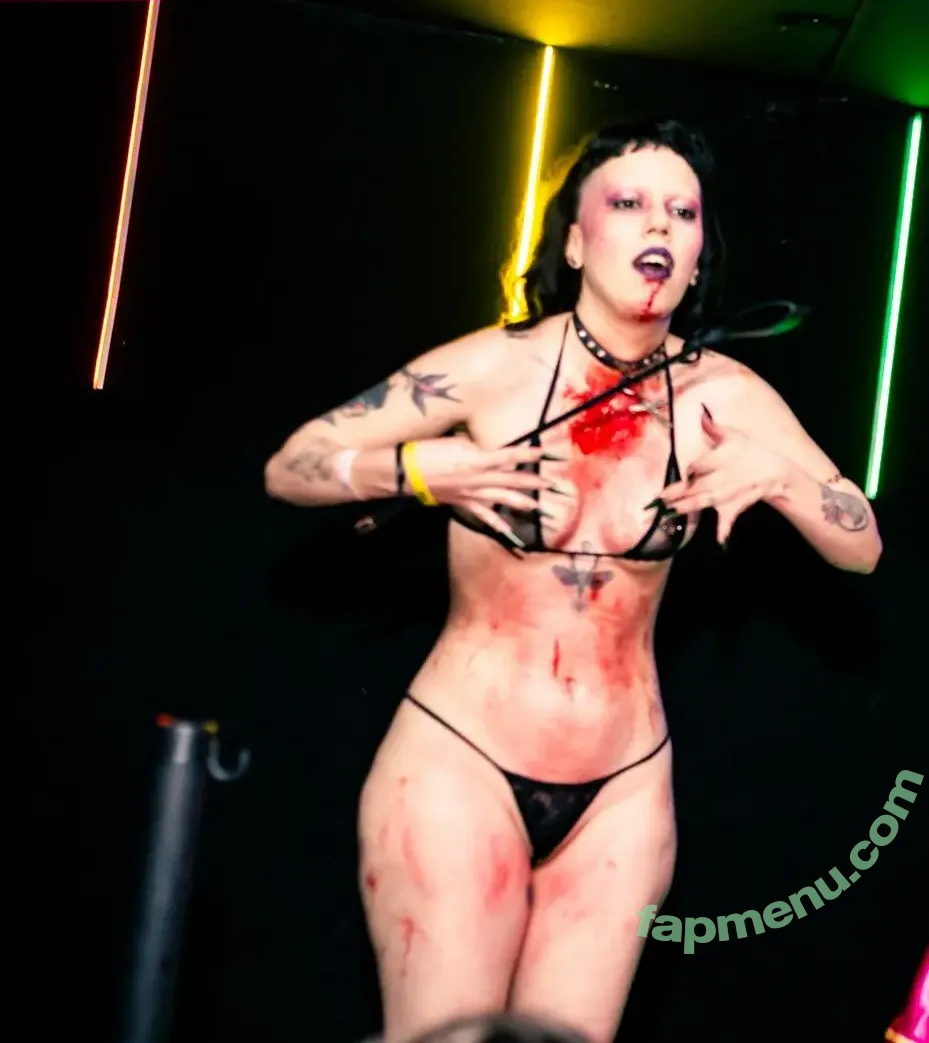 selvadomme nude photo #0012 (selvame.co)