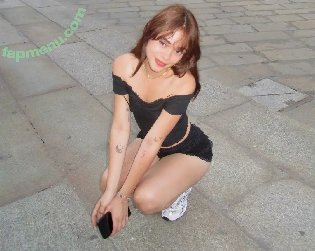 senamiaonline nude photo #0010 (senamiakalip)