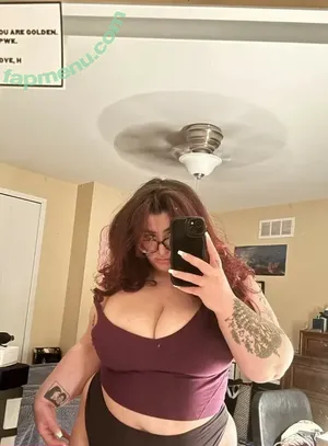 send4jess / jessicaslay / jessicaslayxo / mswanderess nude photo #0001
