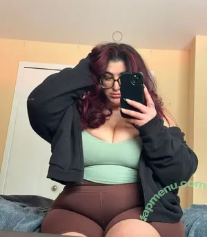 send4jess / jessicaslay / jessicaslayxo / mswanderess nude photo #0010
