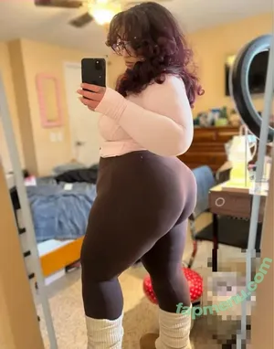 send4jess / jessicaslay / jessicaslayxo / mswanderess nude photo #0020