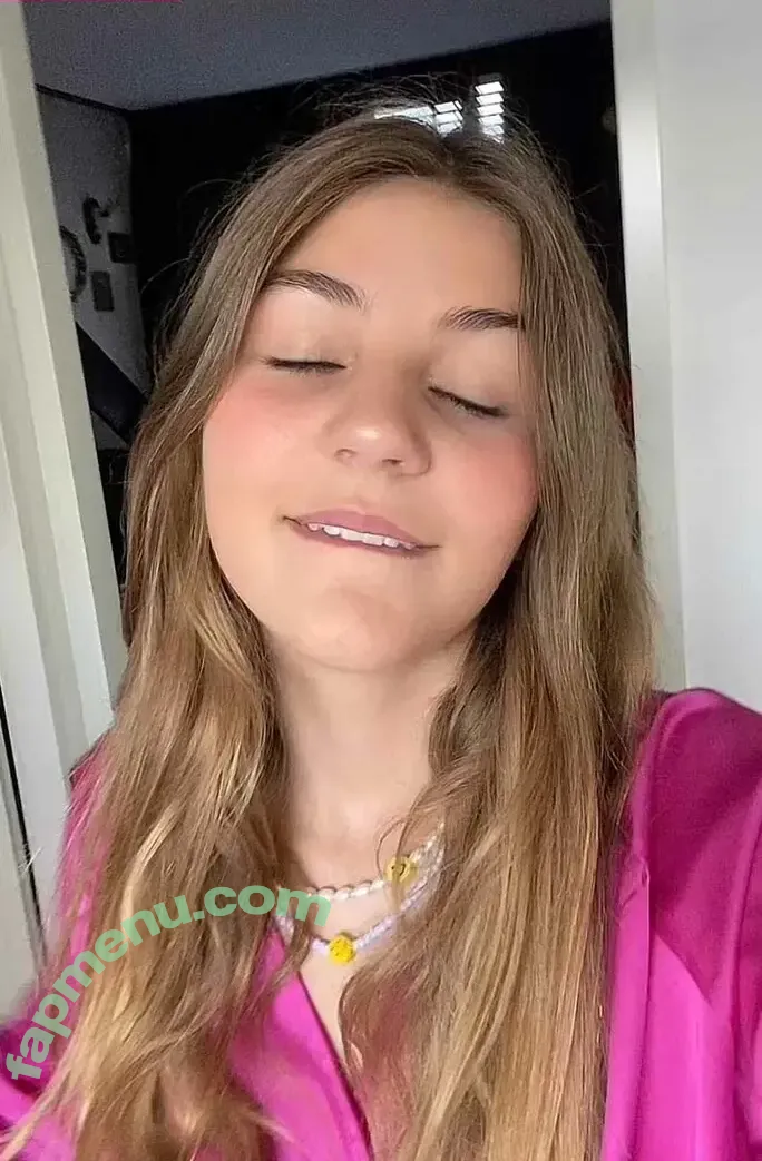Senna Bellod nude photo #0009 (sennabellod)