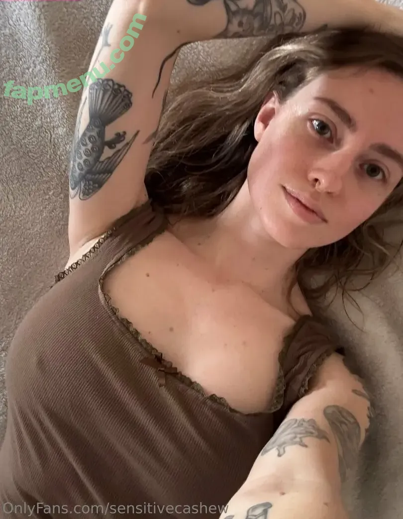 SensitiveCashew nude photo #0007 (sensitive.cashew)