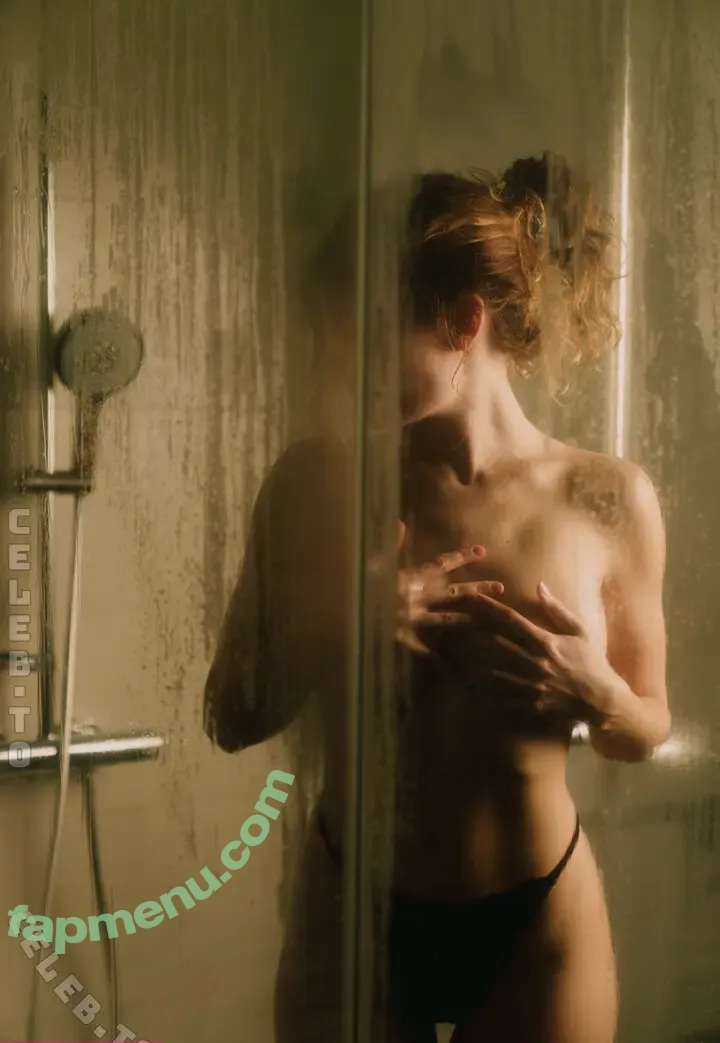 SensualbyDomeni nude photo #0077 (Asti_ / kinkybirds.de)