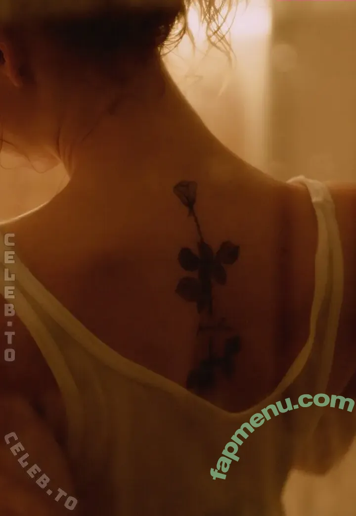 SensualbyDomeni nude photo #0080 (Asti_ / kinkybirds.de)