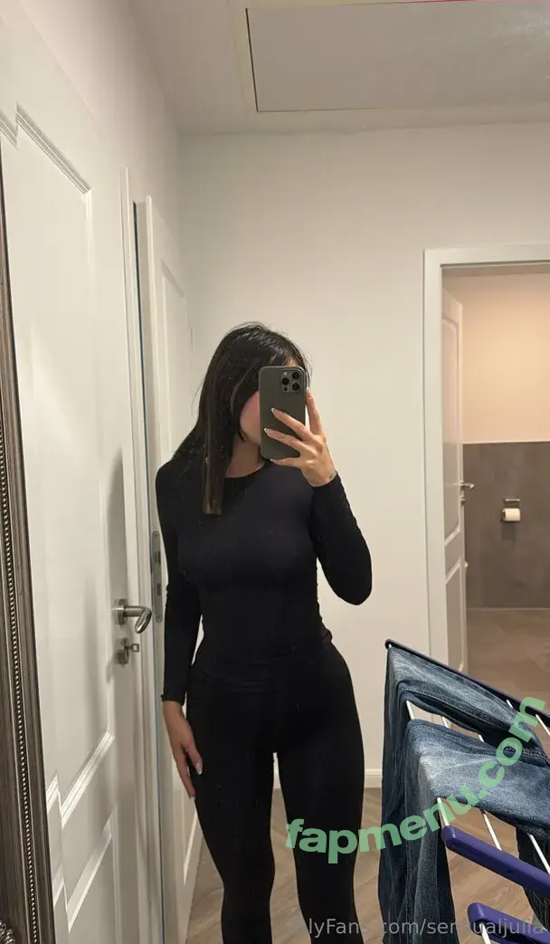 sensualjulia nude photo #0007 (julia.laurenx)