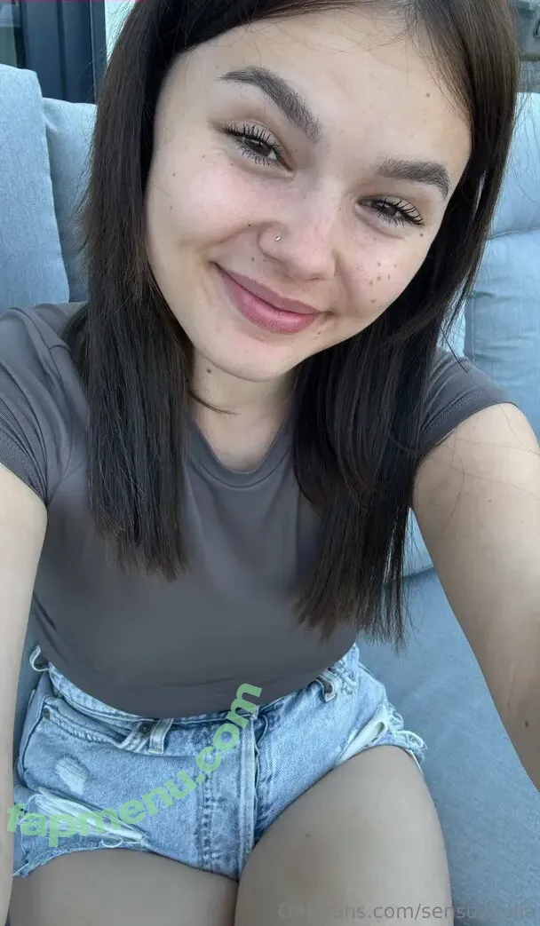 sensualjulia nude photo #0011 (julia.laurenx)