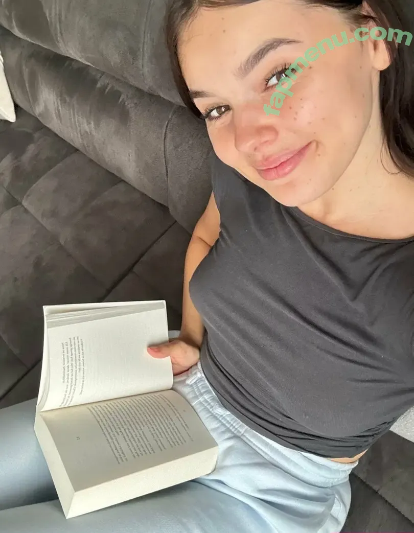 sensualjulia nude photo #0031 (julia.laurenx)