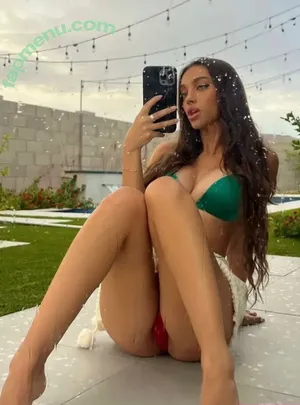 nude photo #0004