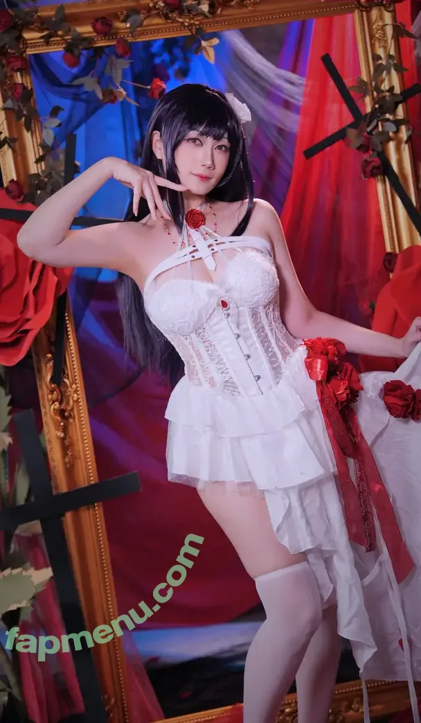 senyeyezi nude photo #0022 (cw)