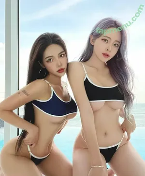  nude photo #0003