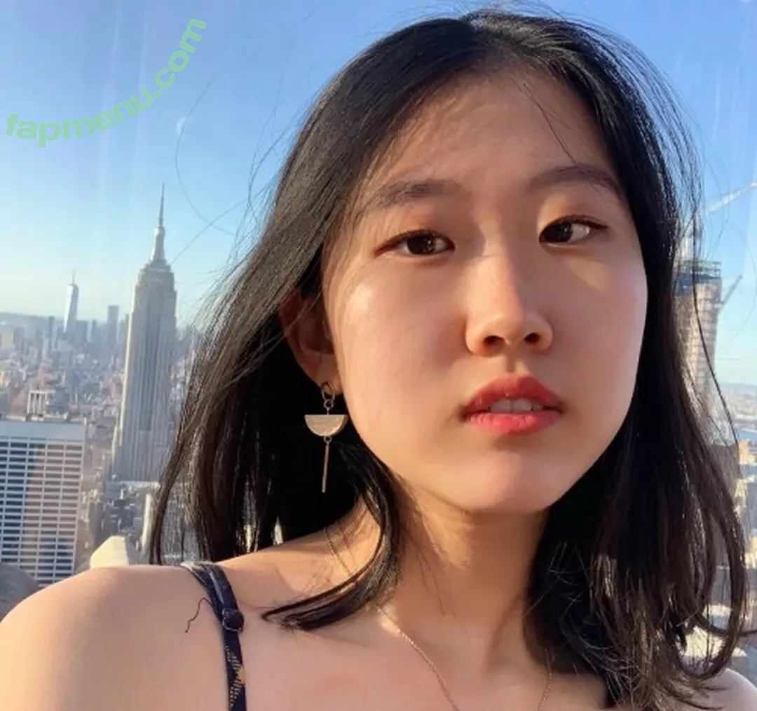 Ser Lee nude photo #0023 (serleeee)