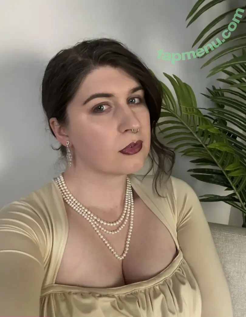 SerafinaFell nude photo #0108 (SerafinaFell)