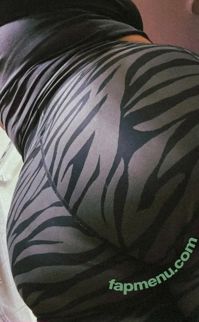 seraphinagrim nude photo #0002 (serve_seraphina)