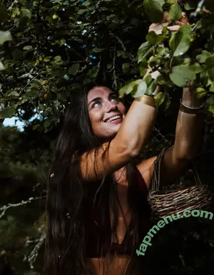 Seren Hawley Plows / Hedgerow Healing / Hedgerow_healing nude photo #0013