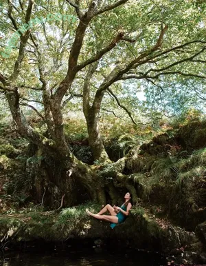 Seren Hawley Plows / Hedgerow Healing / Hedgerow_healing nude photo #0019