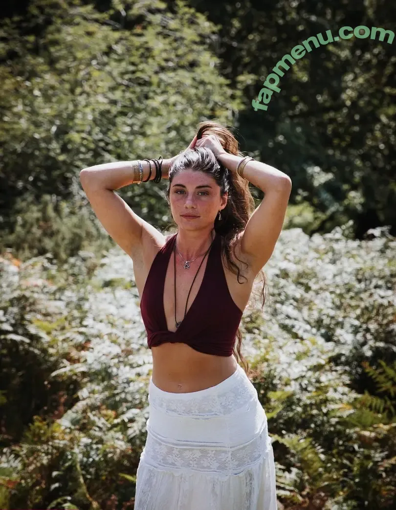 Seren Hawley Plows nude photo #0014 (Hedgerow Healing / Hedgerow_healing)