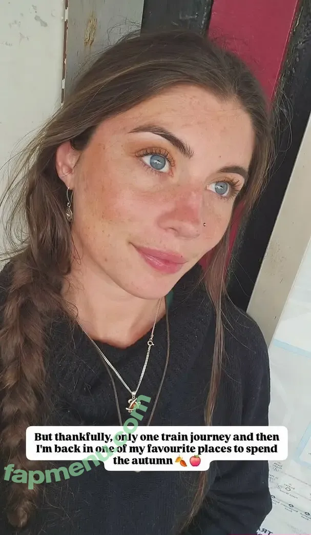 Seren Hawley Plows nude photo #0025 (Hedgerow Healing / Hedgerow_healing)