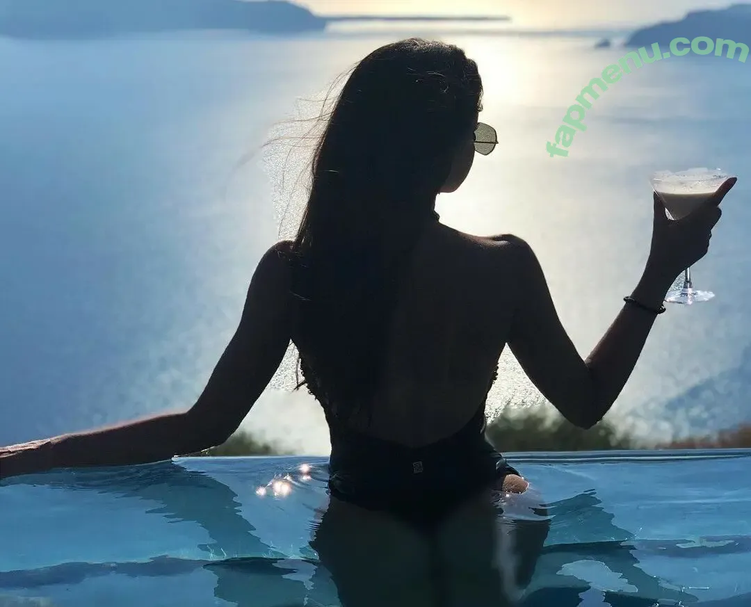 Serena Esse nude photo #0009 (_serenaesse_ / esse.s)