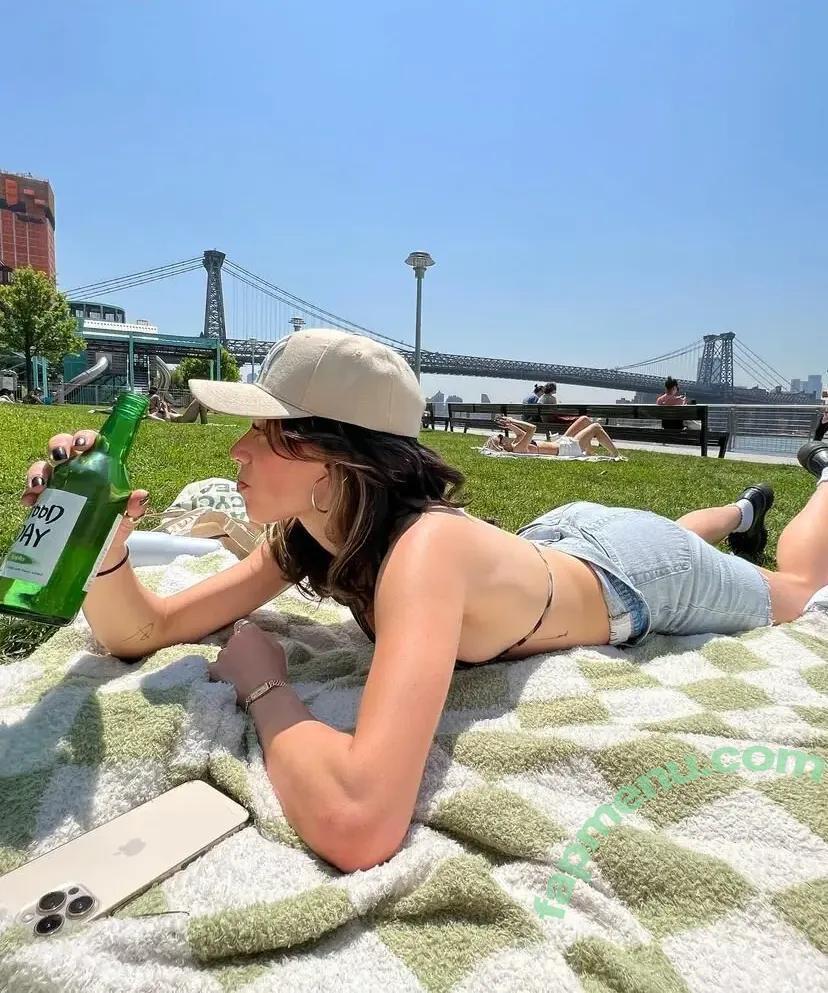 Serena Mello nude photo #0044 (Food Truck Girl / brunomellooficial / serenamello)