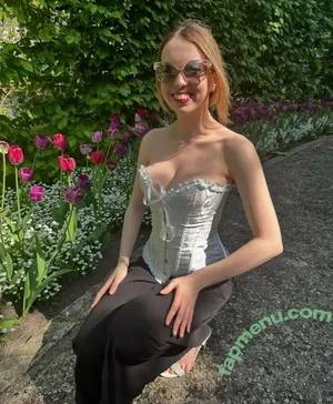 Serena Skybourne / serena.00 / serenaskybourne nude photo #0011