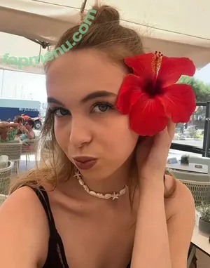 Serena Skybourne / SerenaSkybourne / Serena_Sky1 / serena.00 nude photo #0280