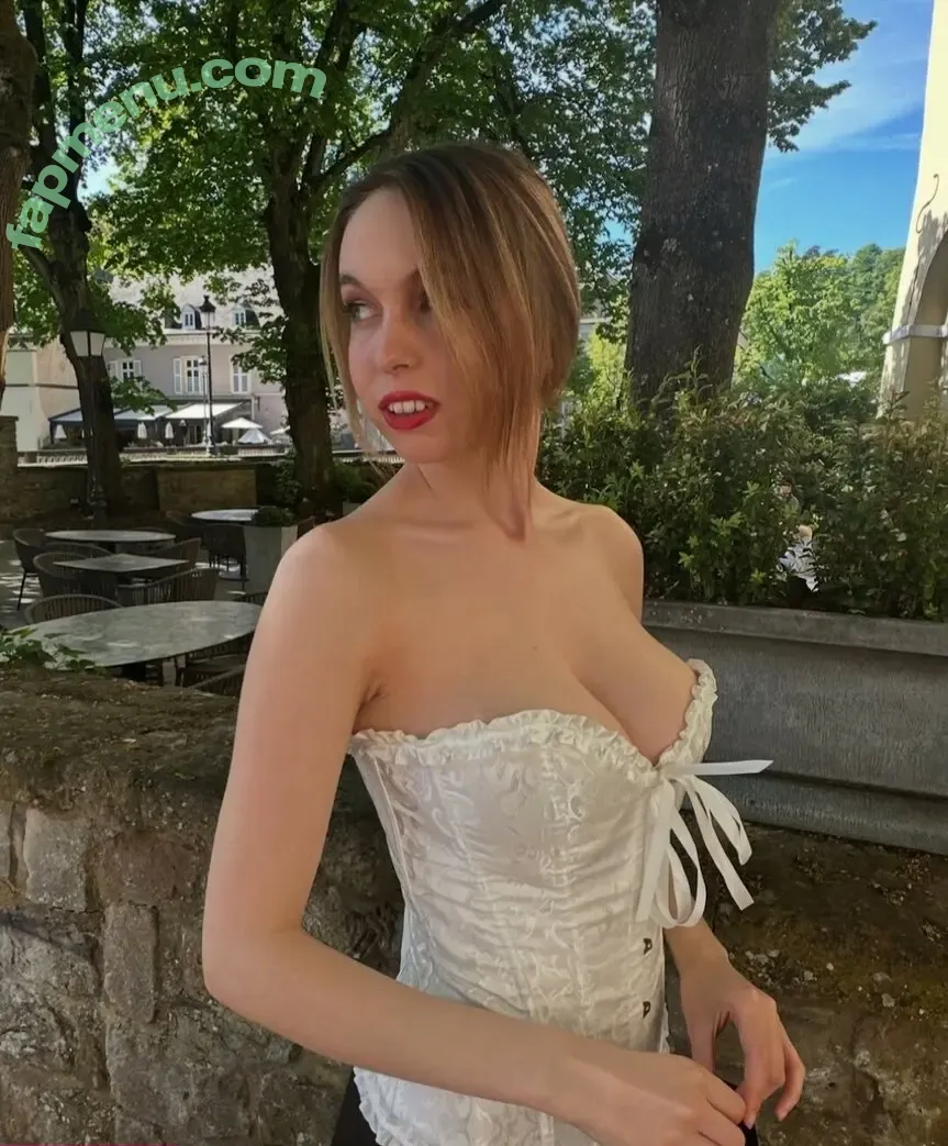 Serena Skybourne nude photo #0014 (serena.00 / serenaskybourne)